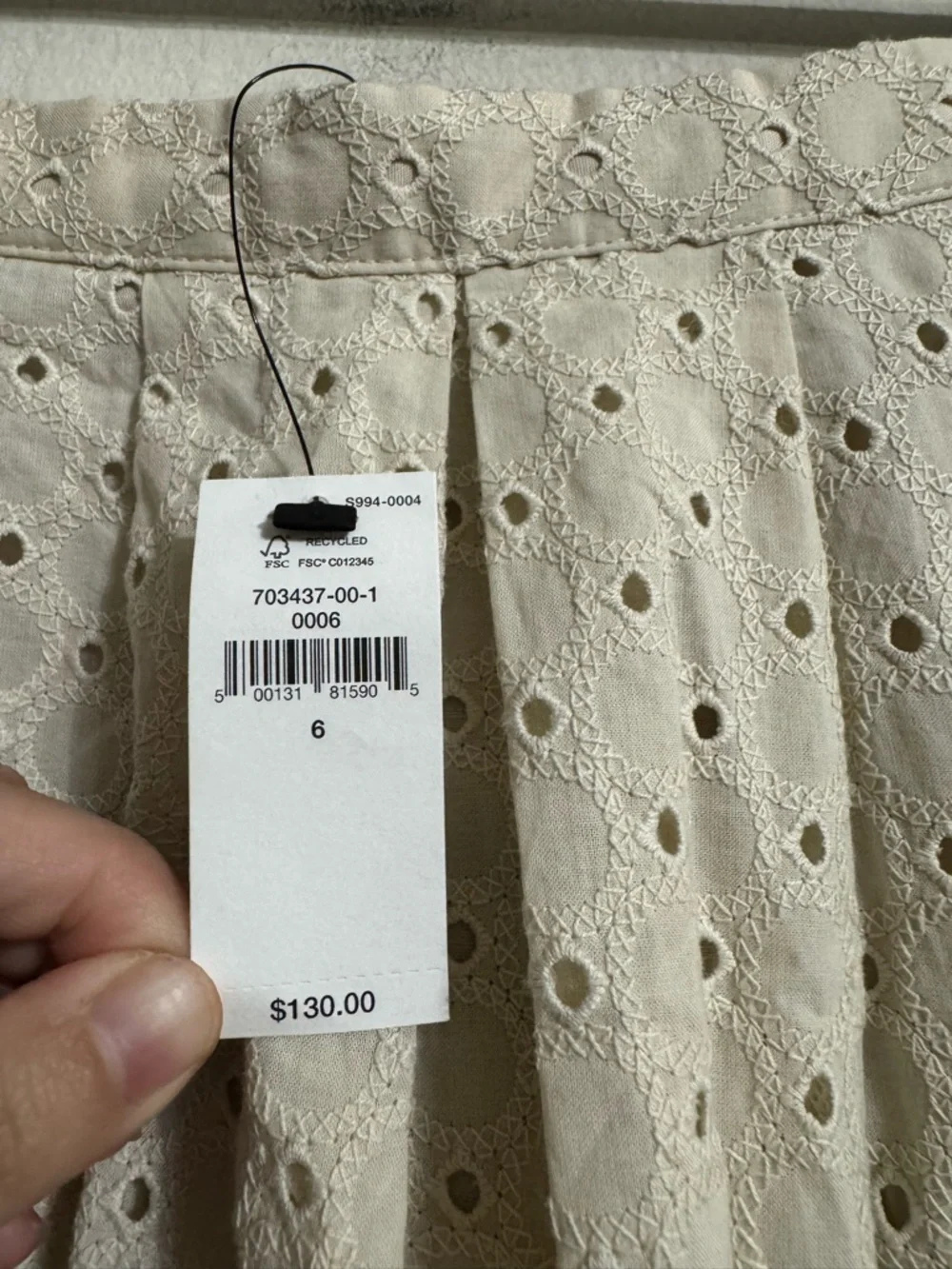 BANANA REPUBLIC PLEATED EYELET MIDI SKIRT Size 6 NWT - Picture 4 of 5